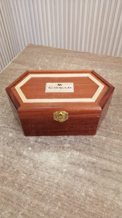 AW Wood Box Rectangle INV