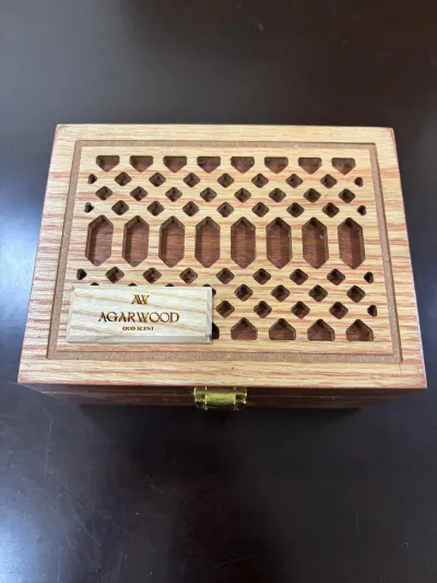 Small wood box door pattern INV
